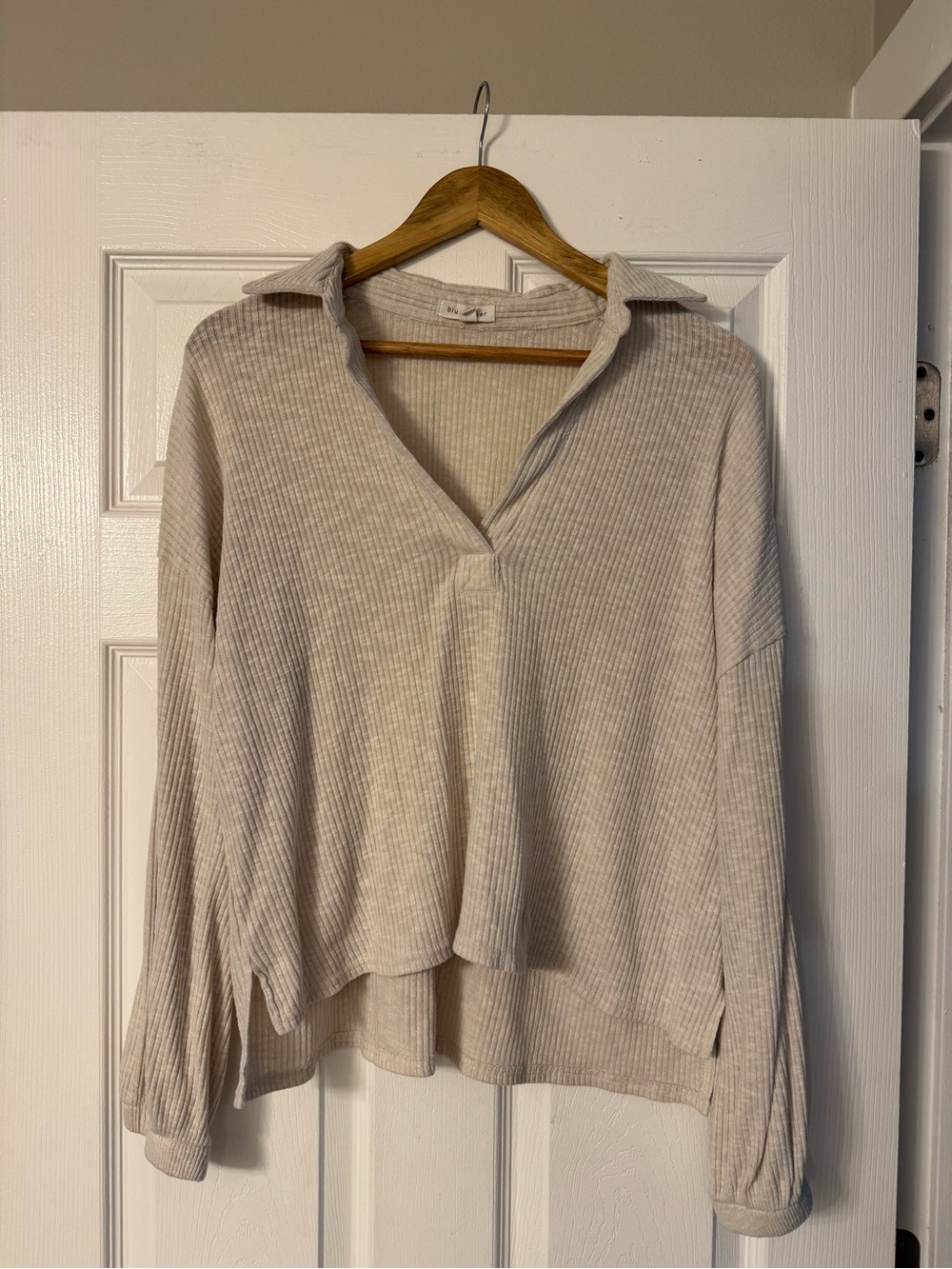 Blu Pepper Neutral Collared Pullover Sweater Top Size Medium